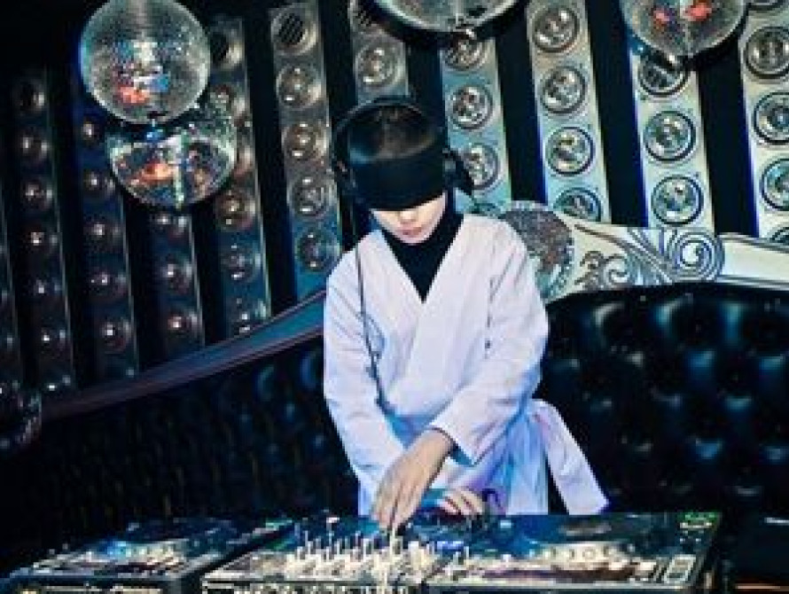 Слепой запорожский диджей  презентовал свою пластинку