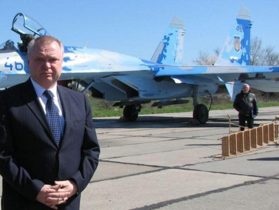 В Запорожье губернатору подарили самолет