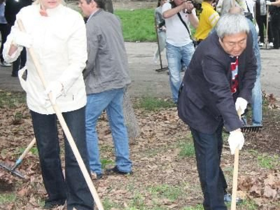 В Запорожье около 17 тыс. человек вышли на субботники
