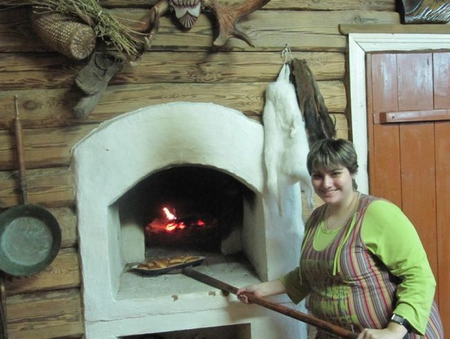 Запорожским заключенным будут готовить хлеб в русской печи