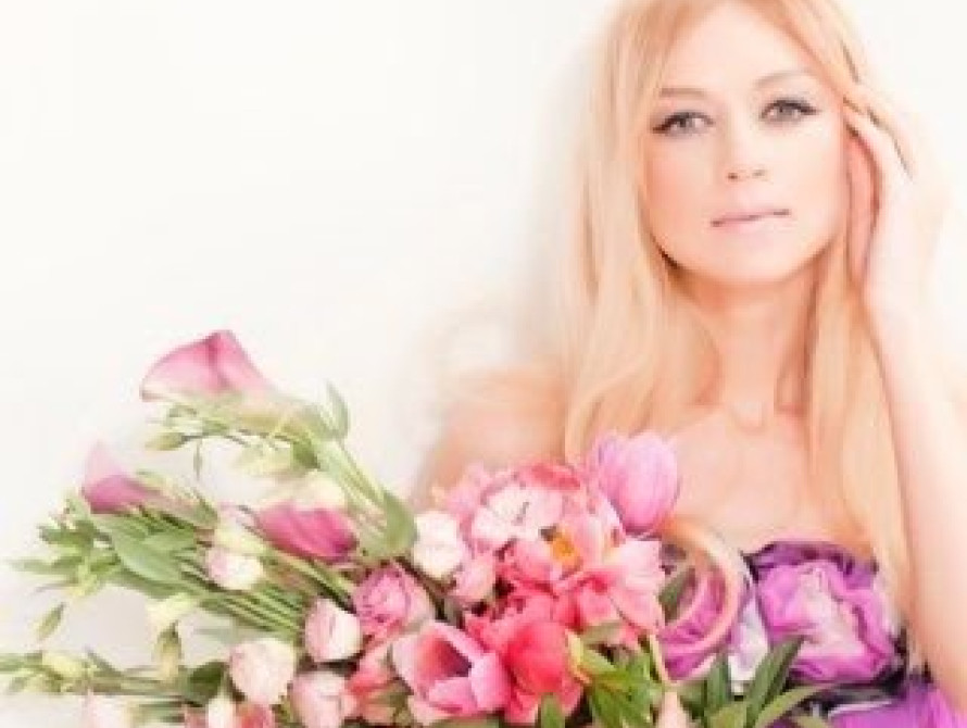 В Запорожье Валевская будет петь для плохо слышащих 