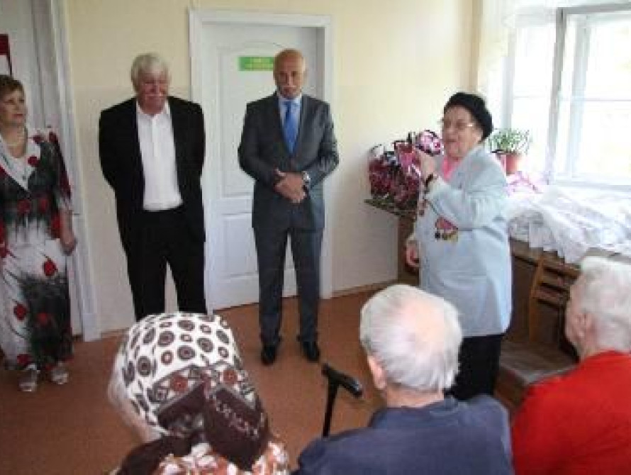 Заммэра Запорожья пригласил ветеранов в парк  