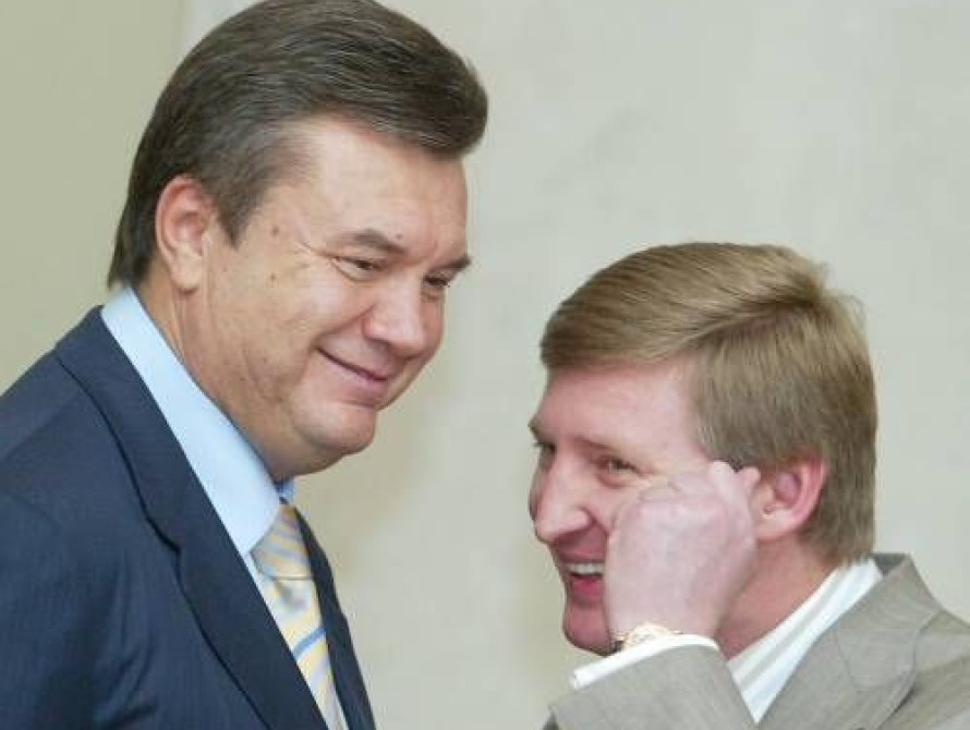 В Запорожье Янукович поблагодарил Ахметова