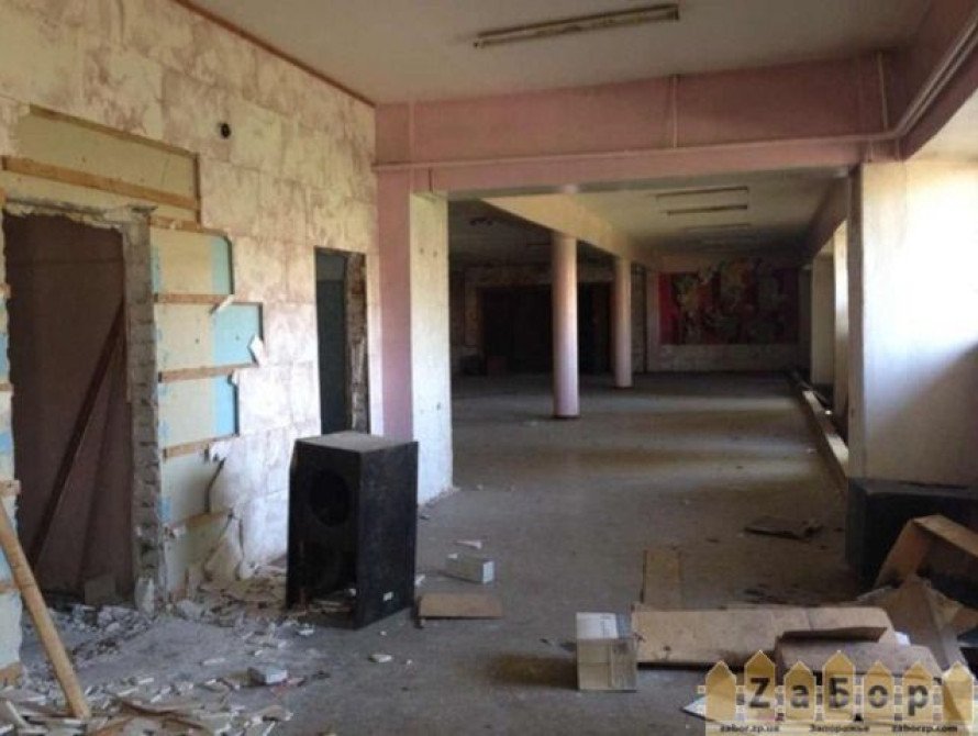 Власть Бердянска надеется найти инвестора для разрушенного кинотеатра 