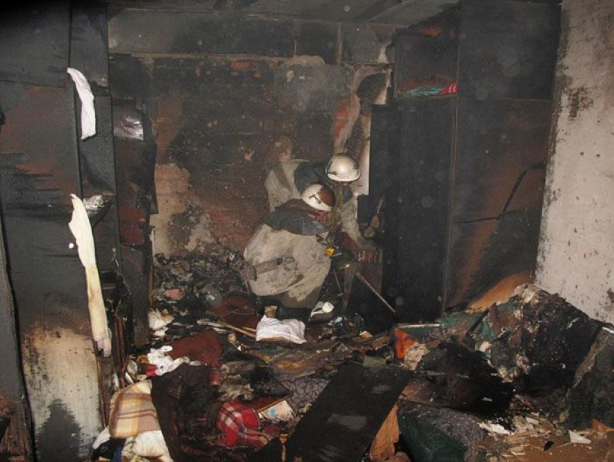 В Запорожье на пожаре погибла пенсионерка и еще три человека пострадало