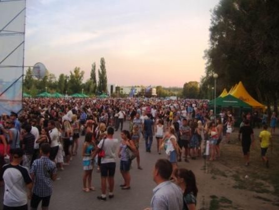 Солист "Другої ріки" пожаловался на запорожскую гостиницу 