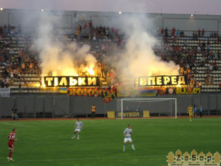 В Запорожье "Металлург" и "Севастополь" разошлись голевой ничьей