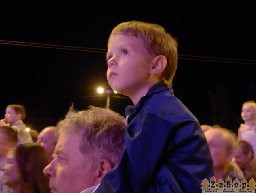 День Независимости в Запорожье: презентация фонтана, выключенный Янукович и постоянные благодарности