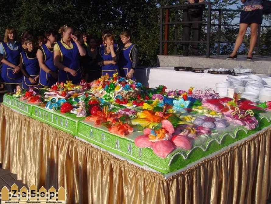 В Запорожье на Покровскую ярмарку испекут 243-киллограмовый торт