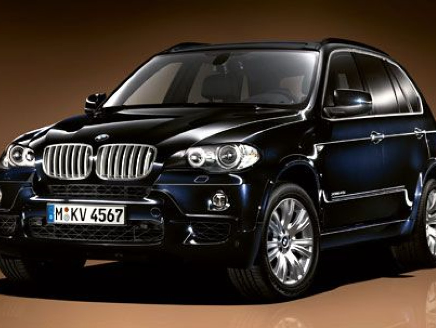 В Запорожье водитель около года разъезжал на "BMW" с транзитными номерами