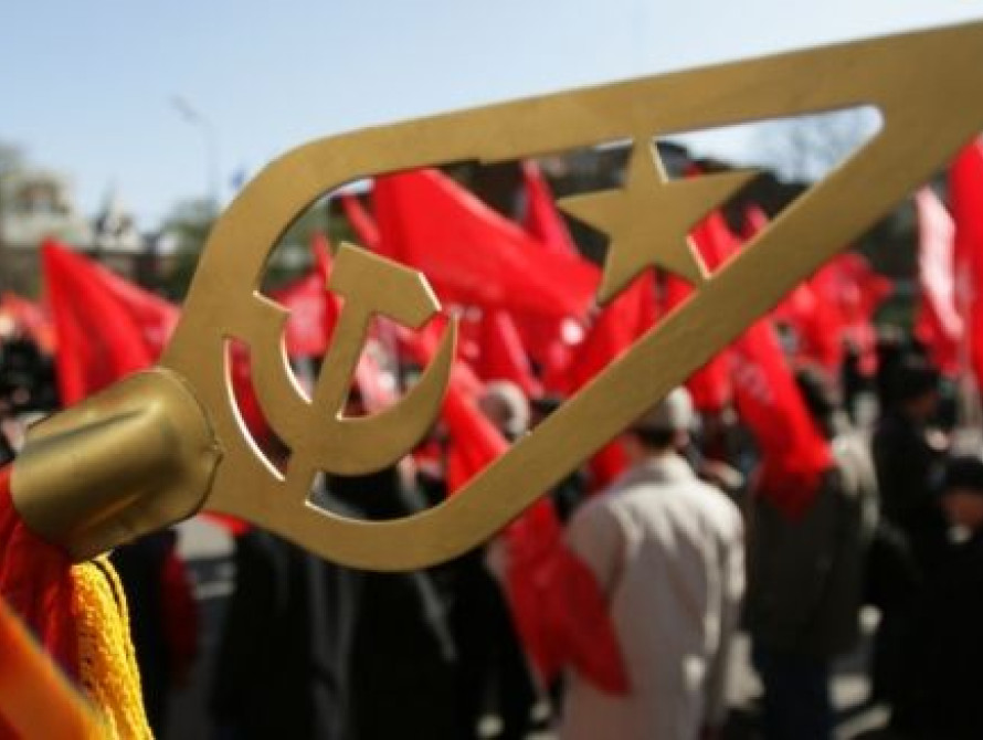 В Запорожье за взрыв бюста Сталина коммунисты получат 106,6 тыс. грн.