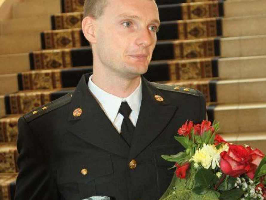 В Запорожье мужчина, спасший двух детей, стал "Героем года"