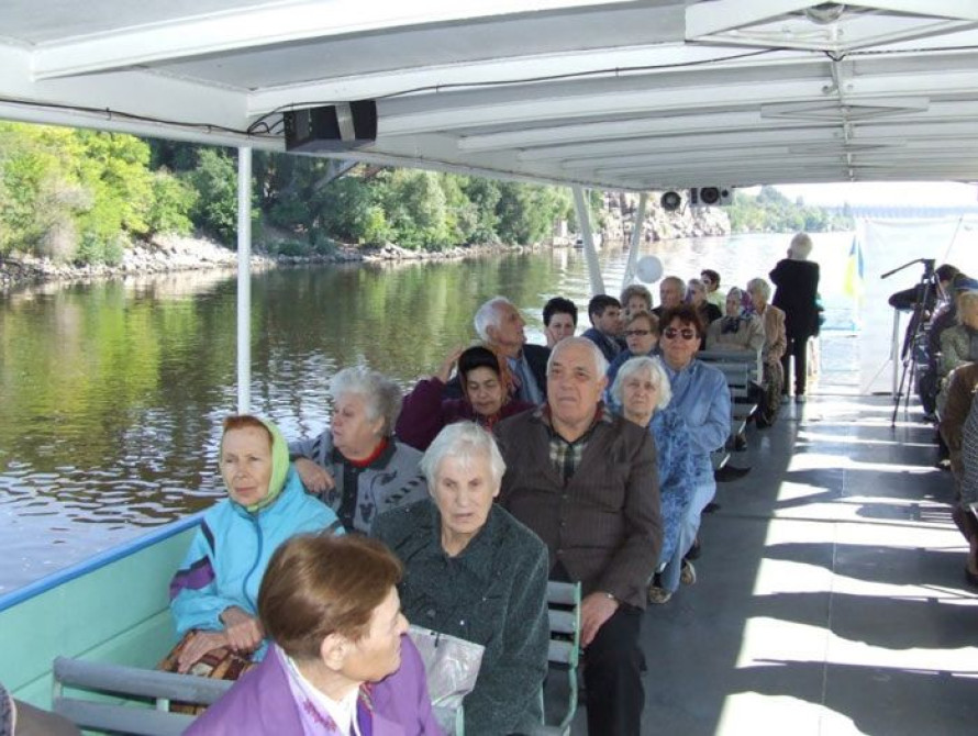 "Патриот Запорожья" сделал подарок "Детям войны"