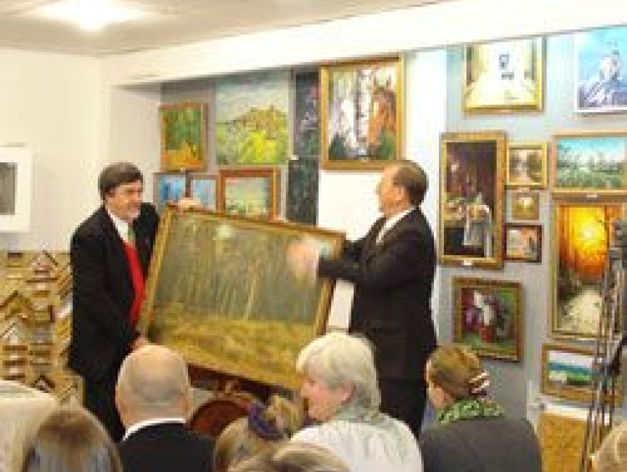 В Мелитополе на аукционе собрали 1000 грн. для ветеранов 