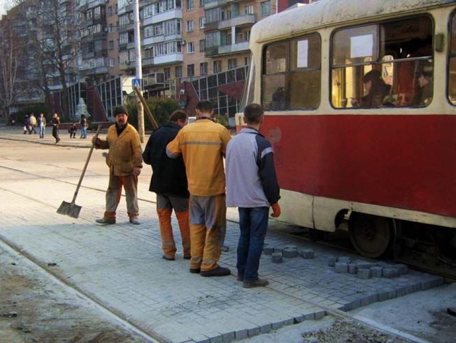 В Запорожье на ремонт трамвайного переезда потратят более 1 млн. грн.