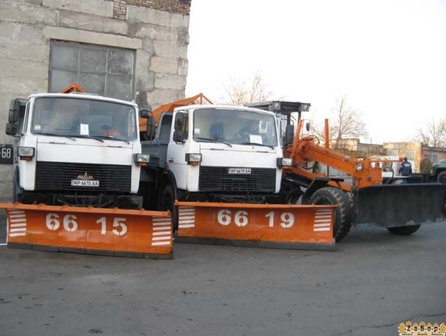 В Запорожье не показали обещанной техники для "Зеленстроя"