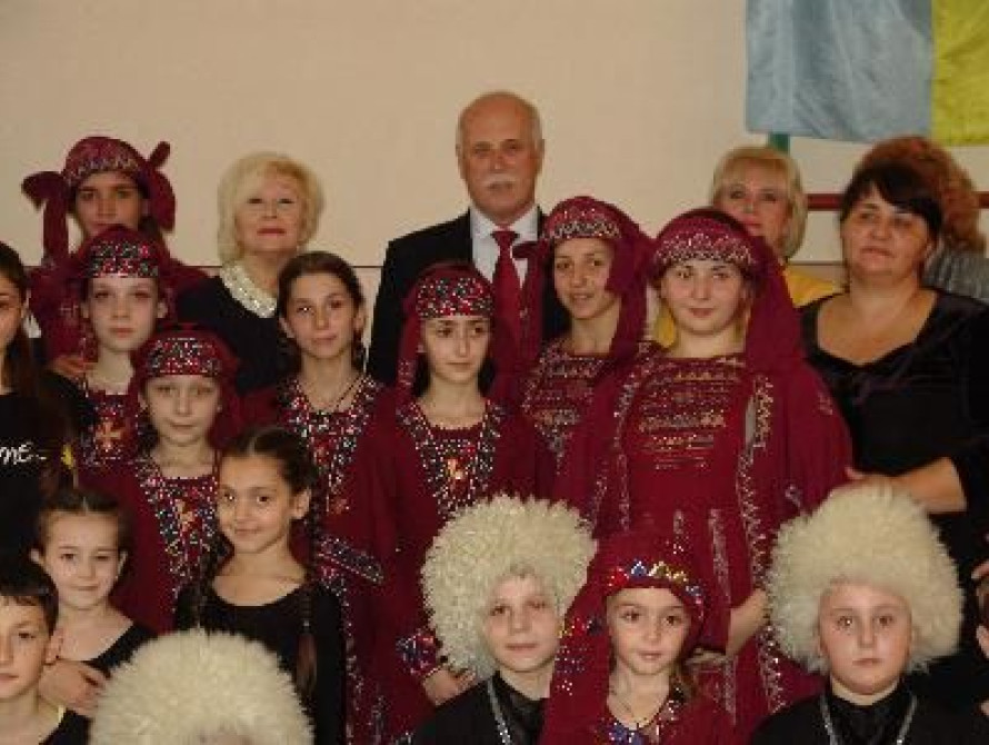 В Запорожье из начинающих танцоров создали ансамбль грузинского танца