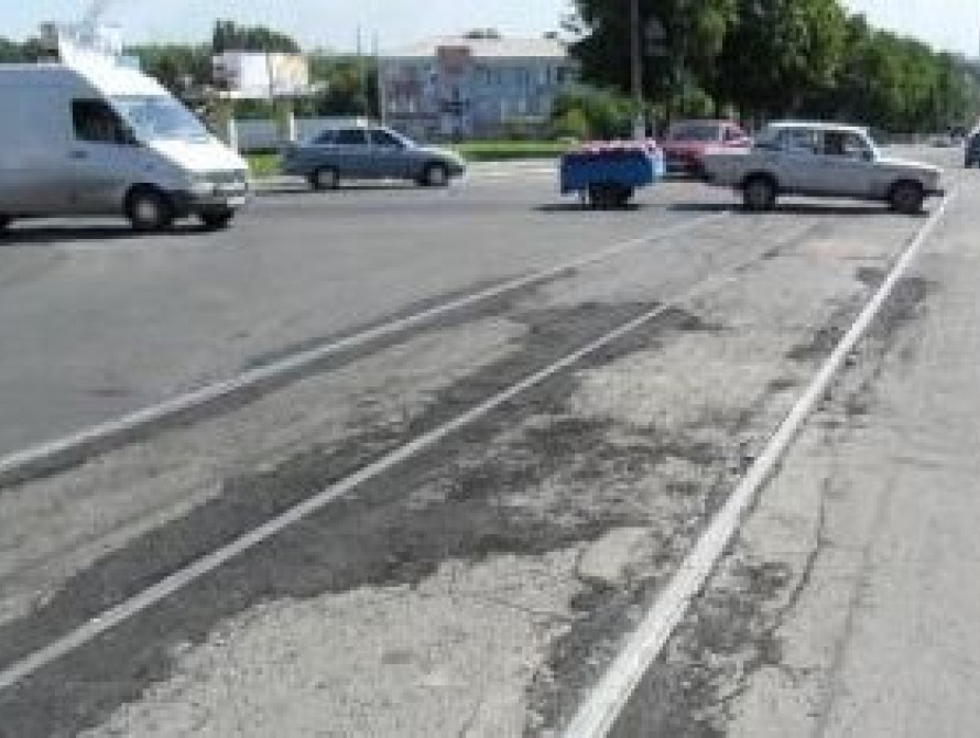 В Запорожье власти обещают за два года отремонтировать все трамвайные переезды