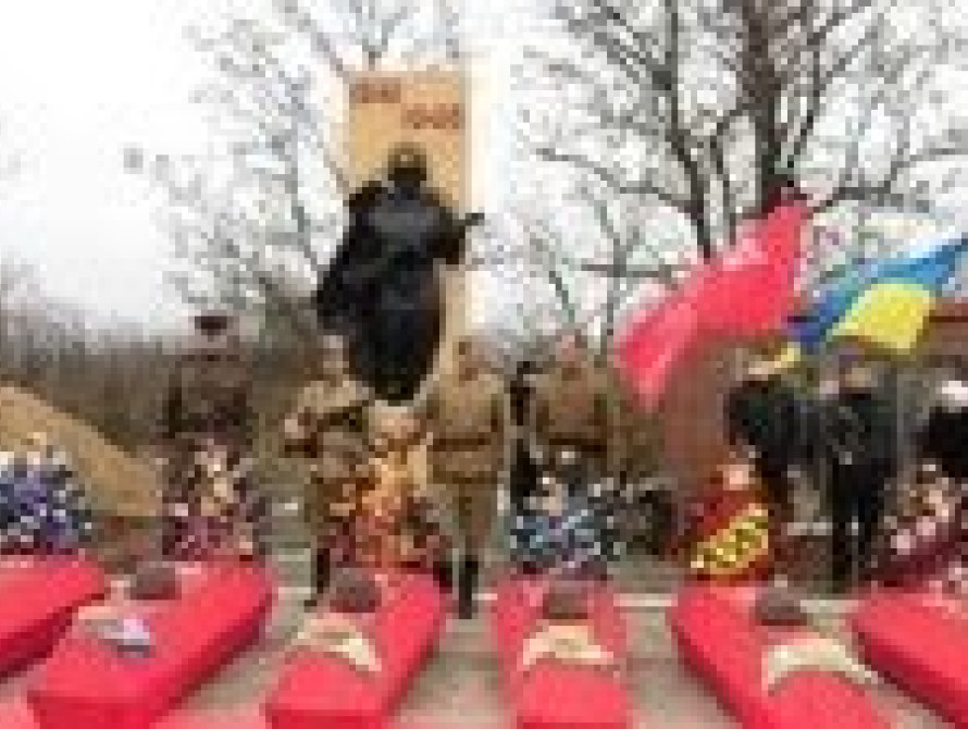 В Запорожской области перезахоронили останки 55-ти советских воинов