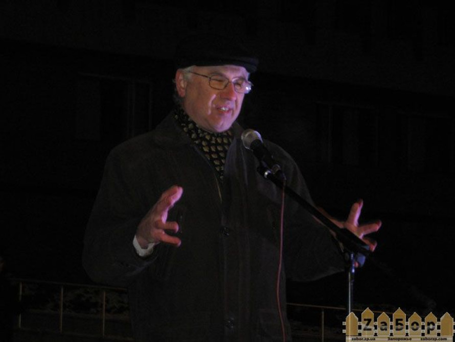 Майдан пришли поддержать запорожские преподаватели 