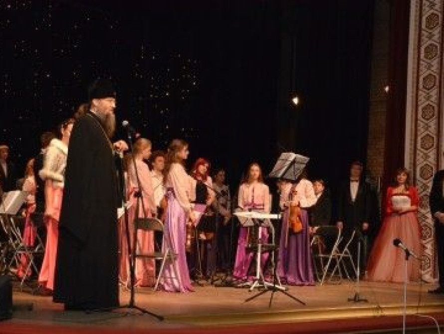 В Запорожье прошел благотворительный концерт православного симфонического оркестра