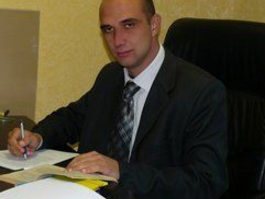 В Запорожье машину лидера Евромайдана облили кислотой