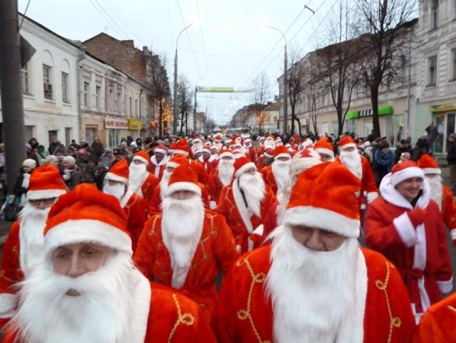 В Запорожье 70 Дедов Морозов проведут благотворительную акцию