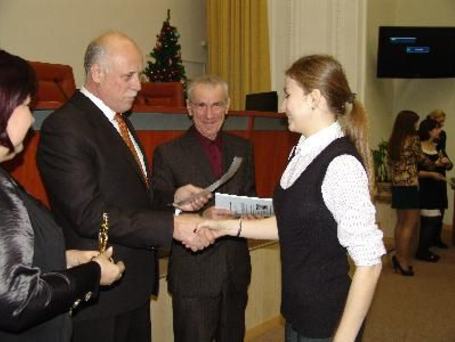 В Запорожье наградили лучших молодых литераторов