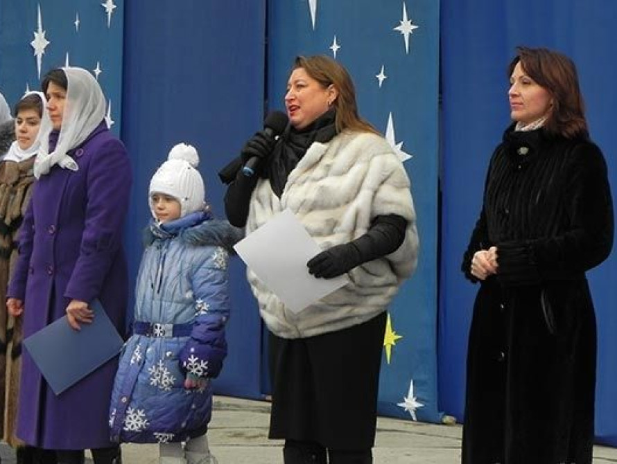 В Бердянске определили победителя конкурса на лучшую новогоднюю витрину