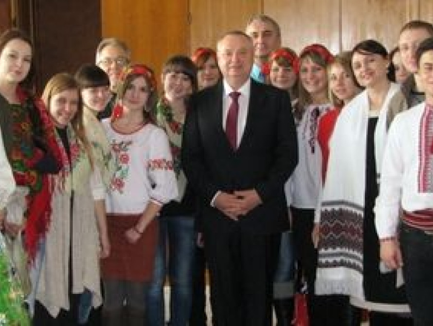 В Запорожской облгосадминистрации посевали с песнями