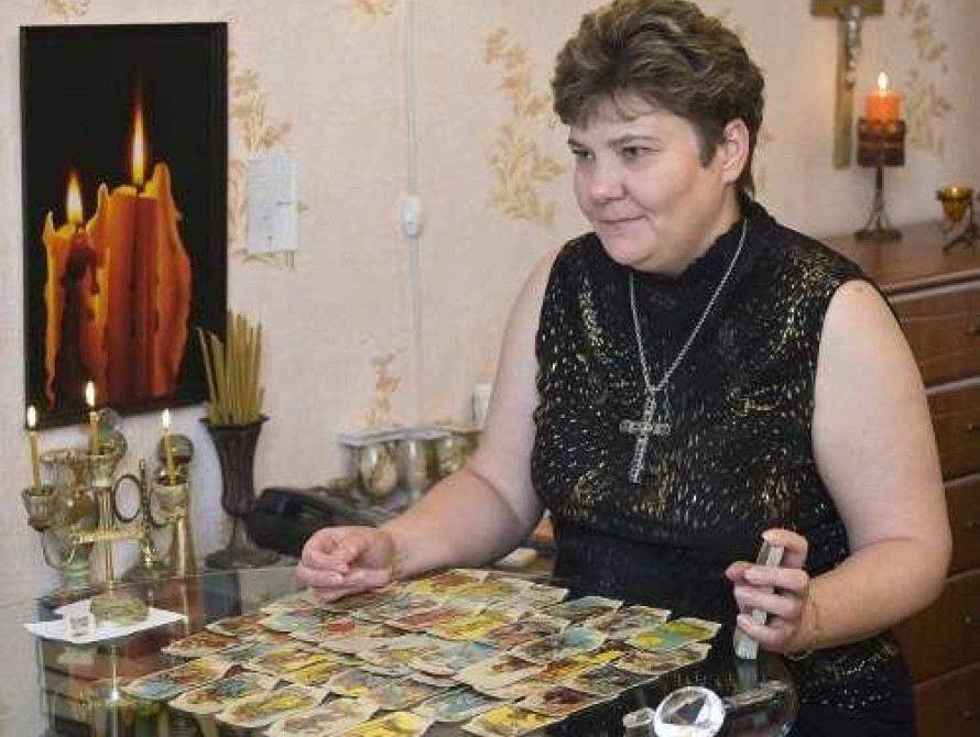 Запорожский экстрасенс: "Во власть придет темный человек из прошлого"