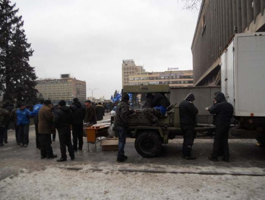 В Запорожье прибывают силовики со всей области