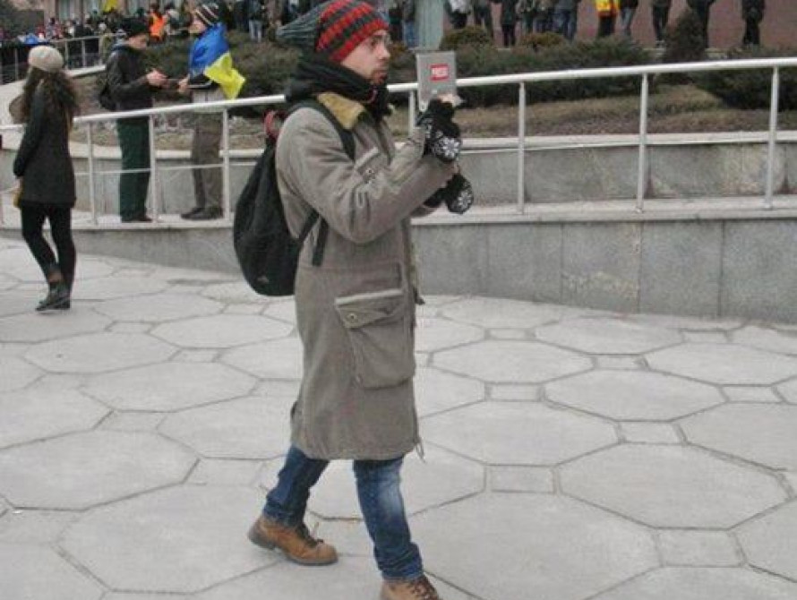 Запорожский тележурналист получает смс с угрозами