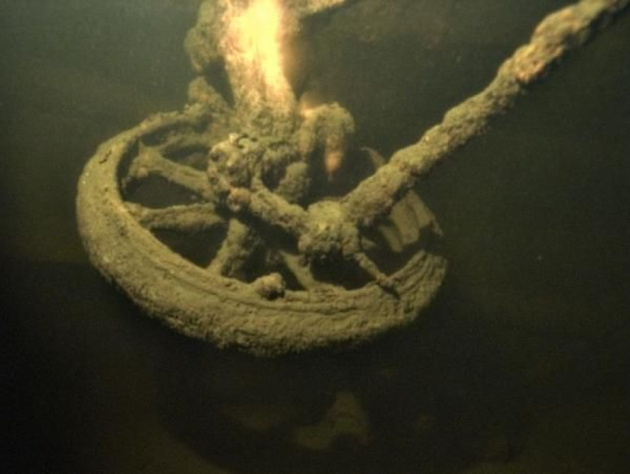 В Запорожской области на дне Днепра обнаружили зубы древних животных