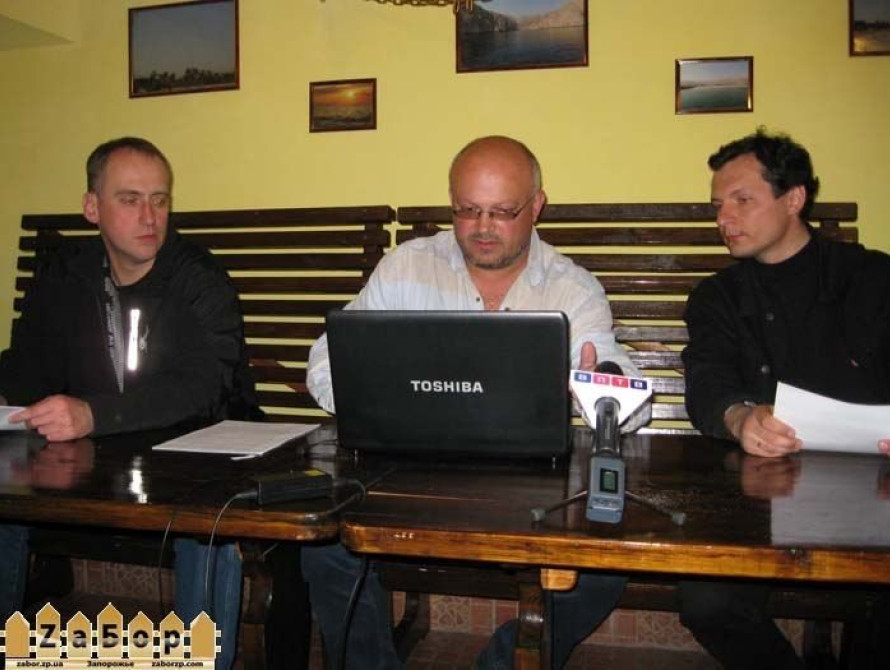 Тимченко обвинил губернатора в столкновениях на Аллее Славы