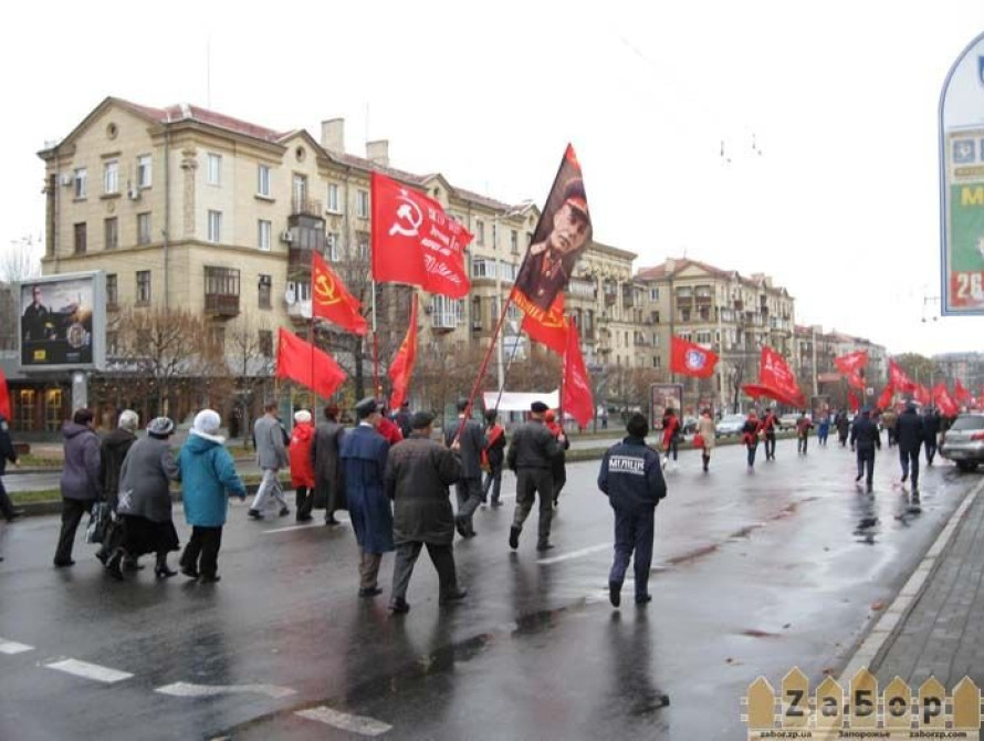 В Мелитополе коммунисты избили "свободовца" и его мать