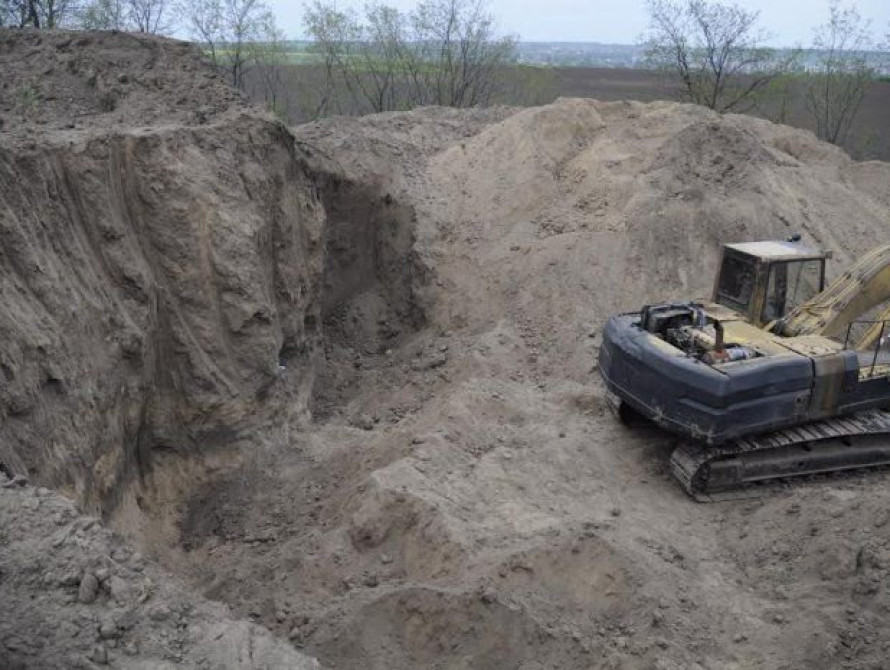В Запорожье неизвестные уничтожили древний курган