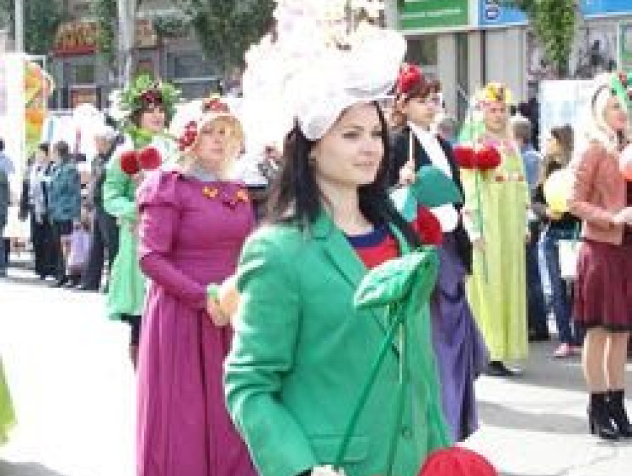 В Мелитополе пройдет парад "Черешневой Королевы"