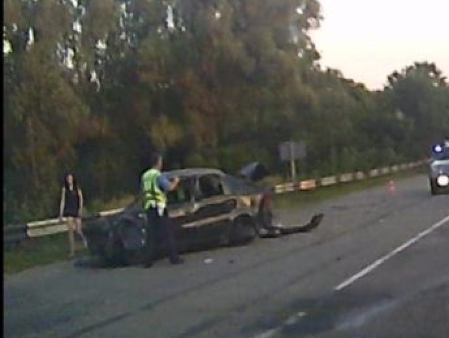 Под Запорожьем столкнулись два автомобиля: есть пострадавшие