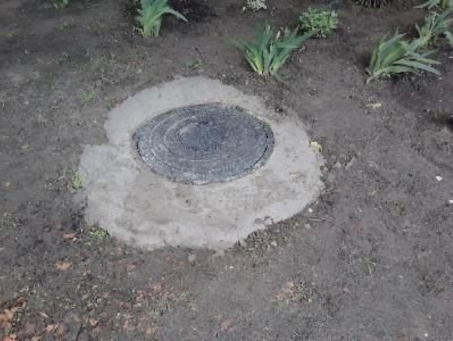 В Запорожье люки заменят на полимерпесчаные