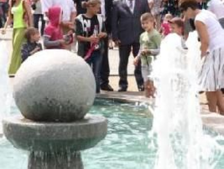 В Запорожье площадь на Кичкасе отремонтировали за 480 тыс. грн.