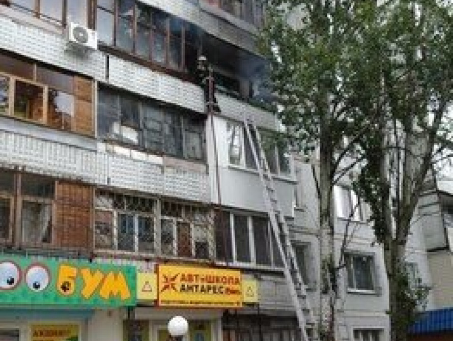 В Запорожье пьяная женщина едва не сожгла дом на Бородинском