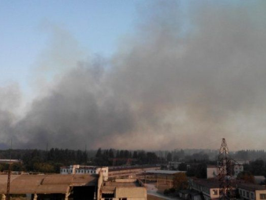 В Запорожье пожар в районе городской свалки