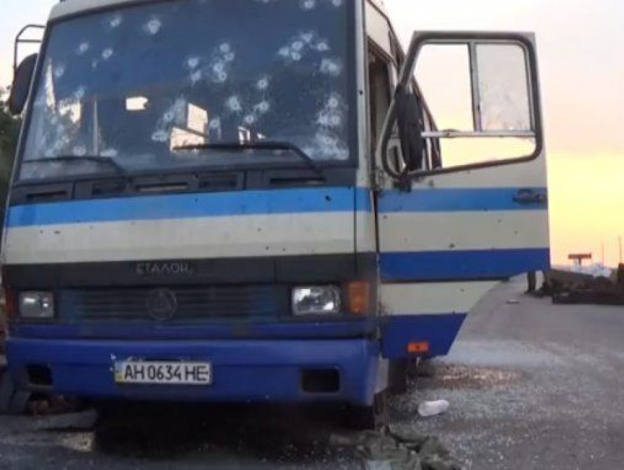 В расстрелянном под Донецком автобусе погиб представитель Самооброны Запорожья