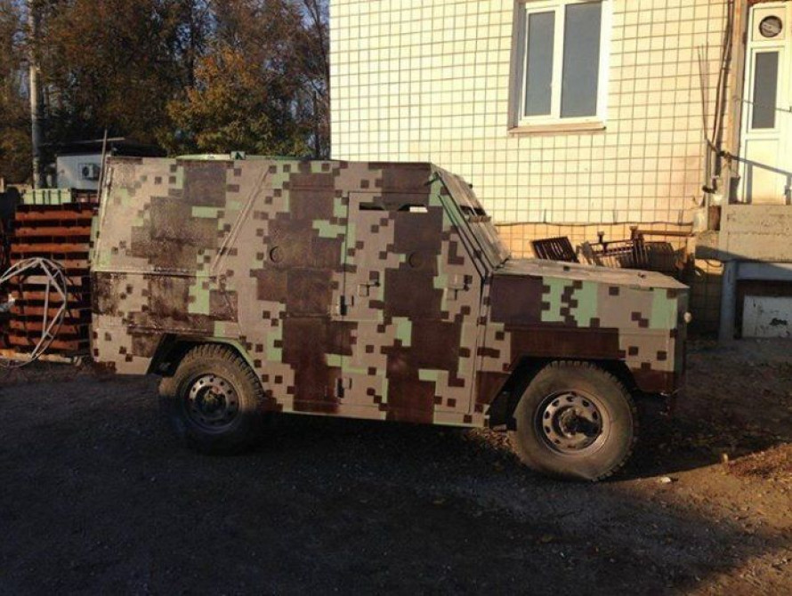 В Запорожье волонтеры презентовали военным "Первую народную тачанку" 