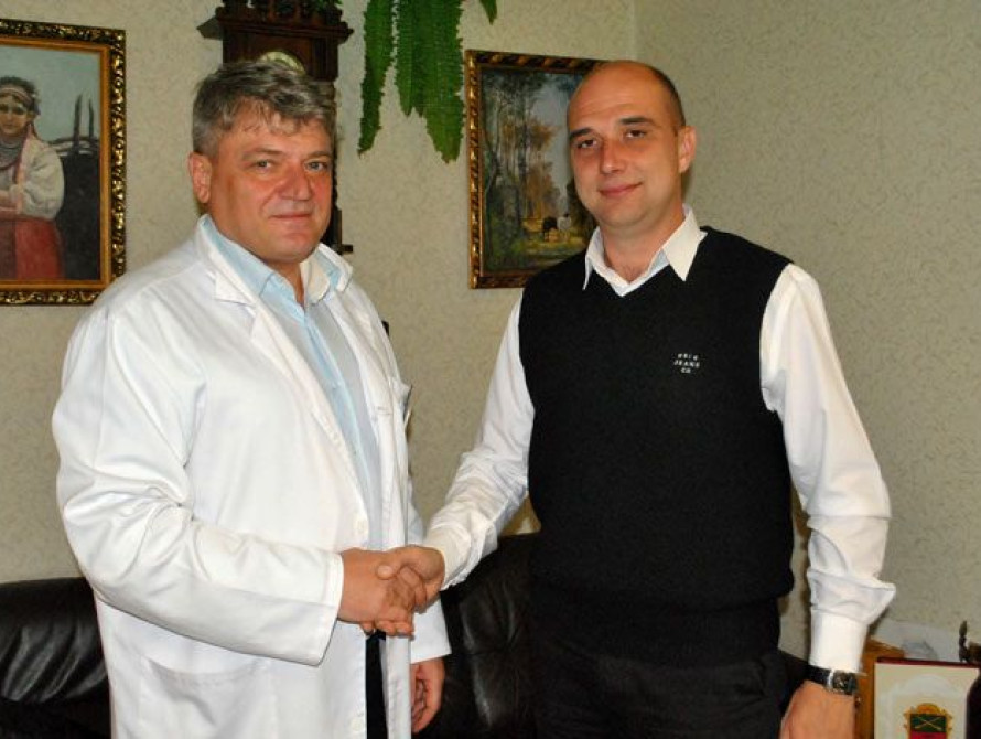 Экзит-пол: в Запорожье в 75-м округе победил Игорь Артюшенко