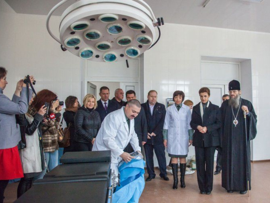 Марина Порошенко: "Нам очень важно, чтобы наши ребята из зоны АТО могли как можно скорее вернуться к нормальной жизни"