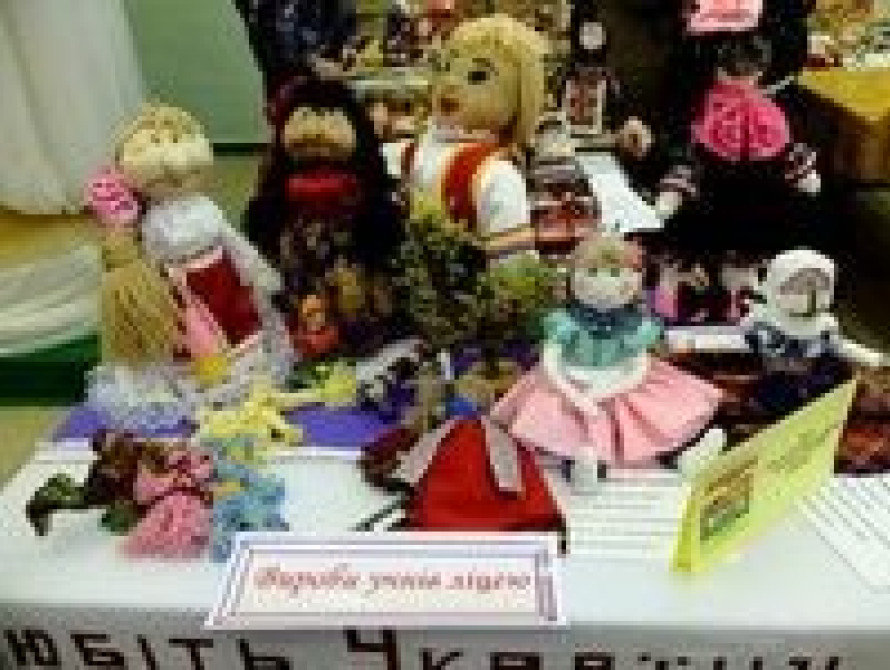 В Запорожье состоялся конкурс-выставка народных игрушек