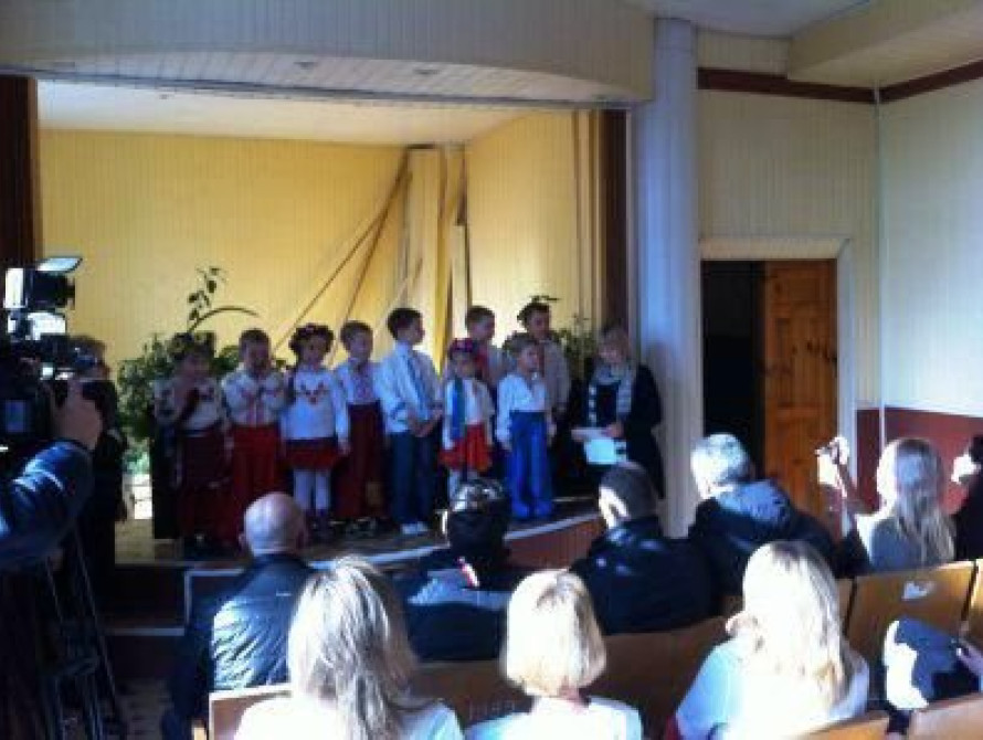 В Запорожье дети собрали деньги для военного госпиталя