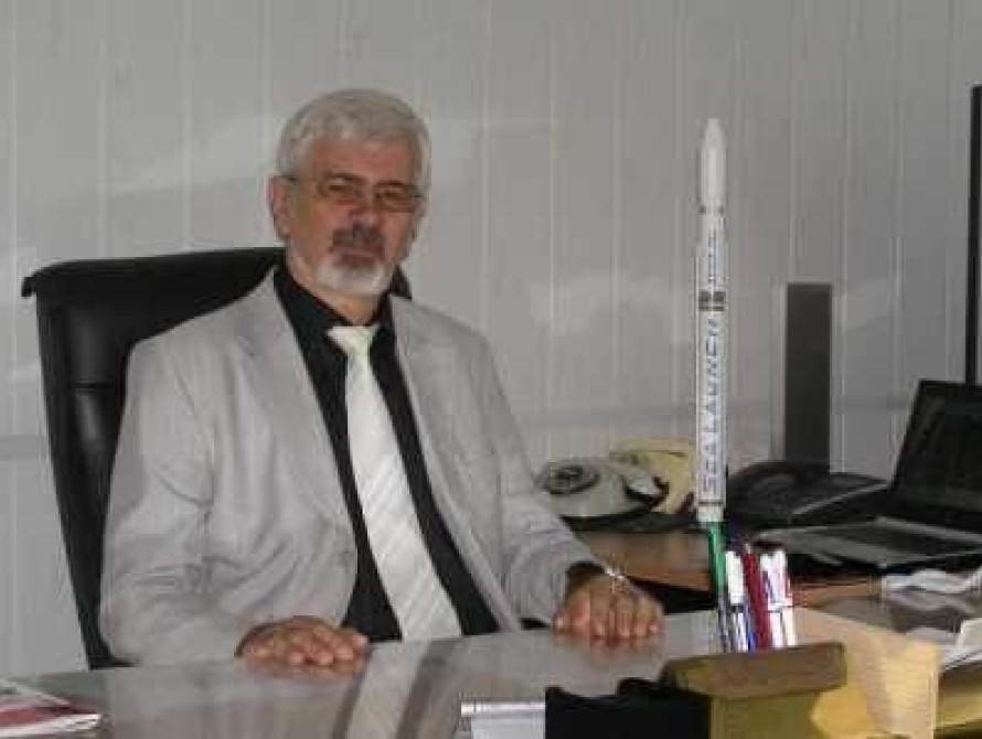 Место министров в парламенте занял запорожский конструктор